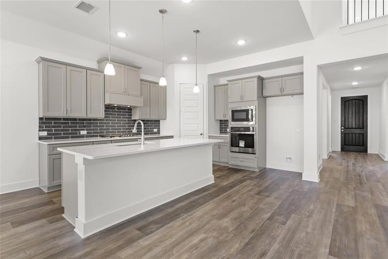 10732 Oates Branch Lane, Fort Worth TX 76126 - Photo 12