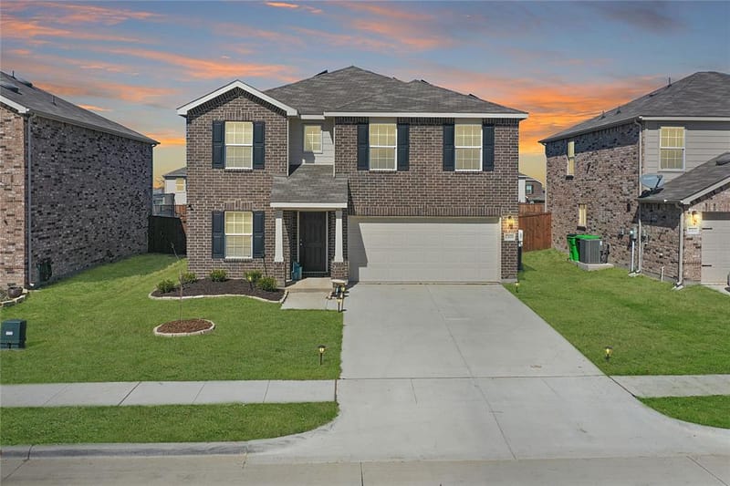 1309 Waggoner Drive, Aubrey TX 76227