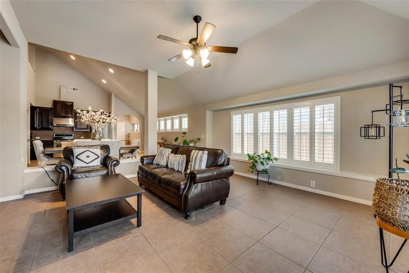 633 Shotwell Street, Crowley TX 76036 - Photo 9