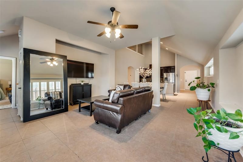 633 Shotwell Street, Crowley TX 76036 - Photo 10