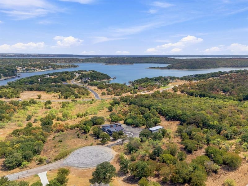 135 Demonbreun Court, Chico TX 76431 - Photo 2
