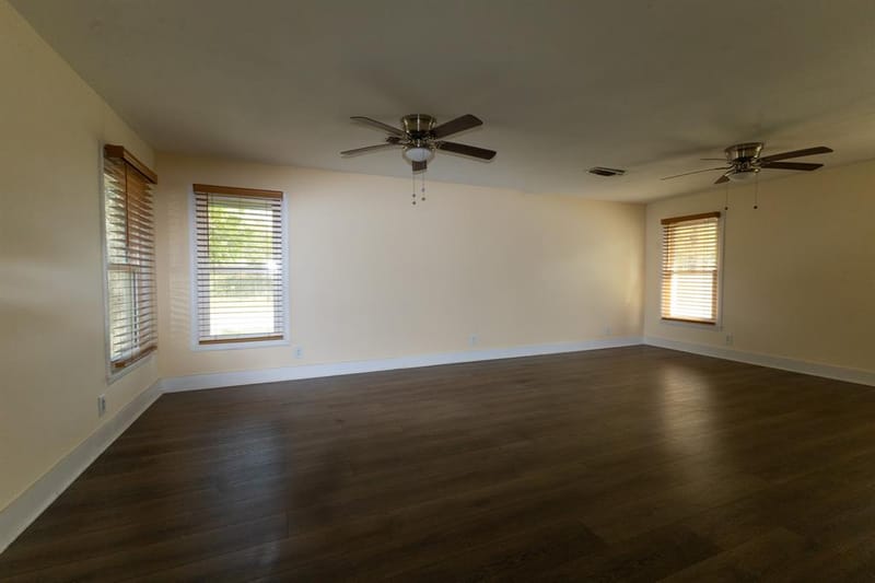 2010 4th Street, Brownwood TX 76801 - Photo 6