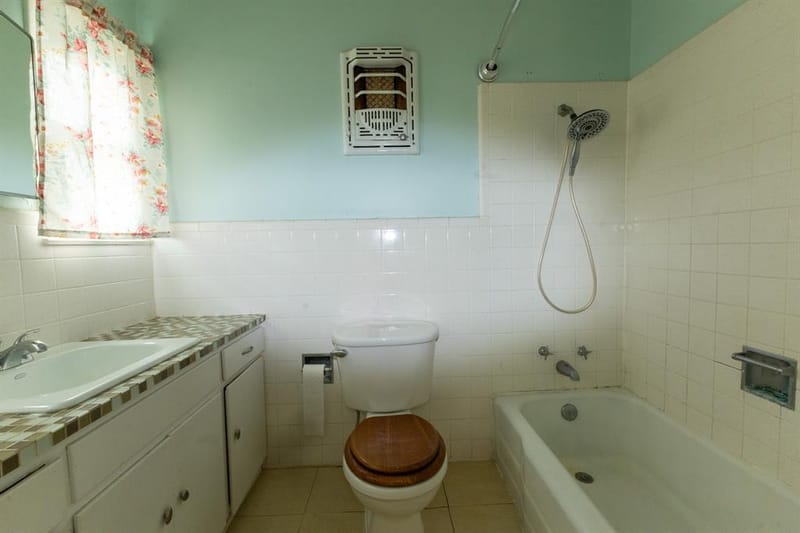 2010 4th Street, Brownwood TX 76801 - Photo 8