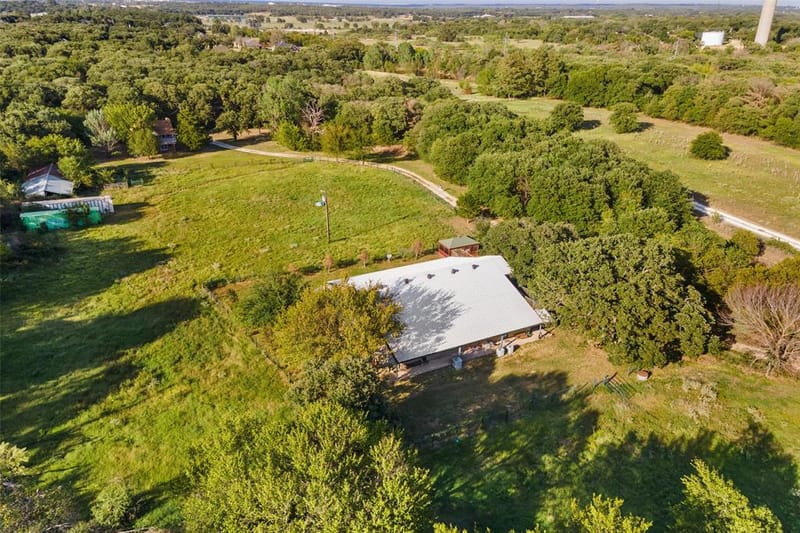 3924 Cross Timber Road, Burleson TX 76028
