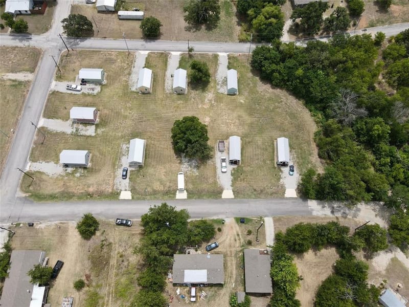 504 Green Street, Bowie TX 76230 - Photo 14