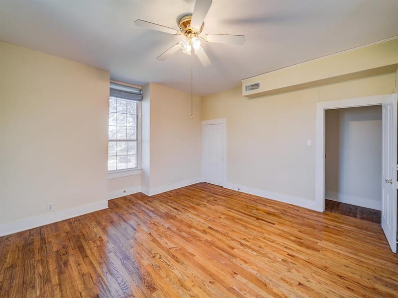 400 S Washington Street, Pilot Point TX 76258 - Photo 16