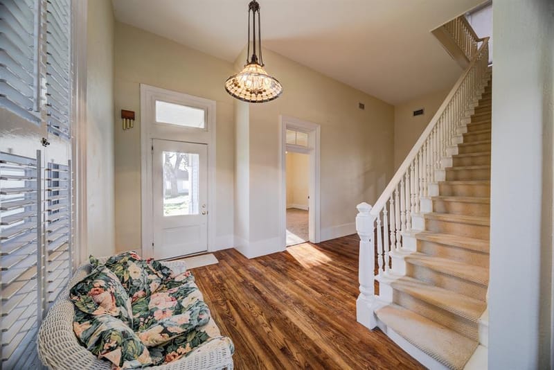 400 S Washington Street, Pilot Point TX 76258 - Photo 5
