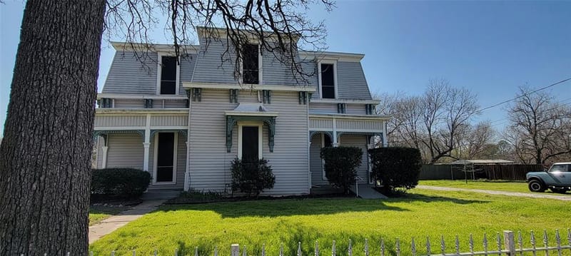 400 S Washington Street, Pilot Point TX 76258 - Photo 8