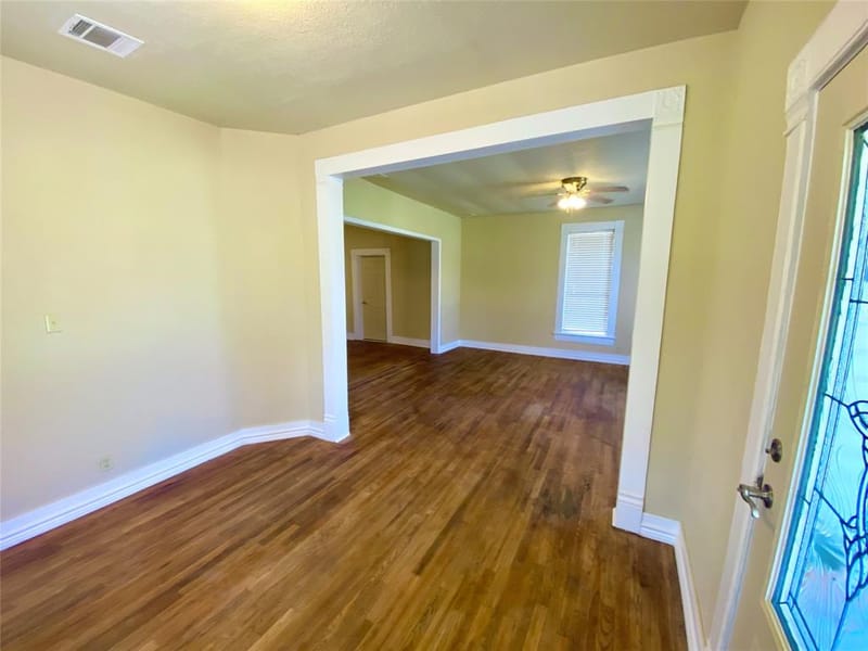 909 W 10th Street, Bonham TX 75418 - Photo 5
