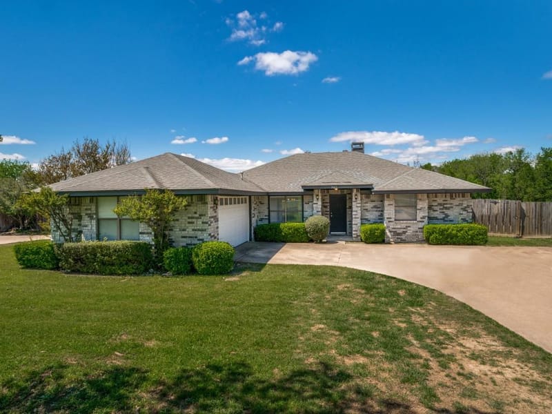 2603 Lake Ridge Road, Glenn Heights TX 75154 - Photo 2