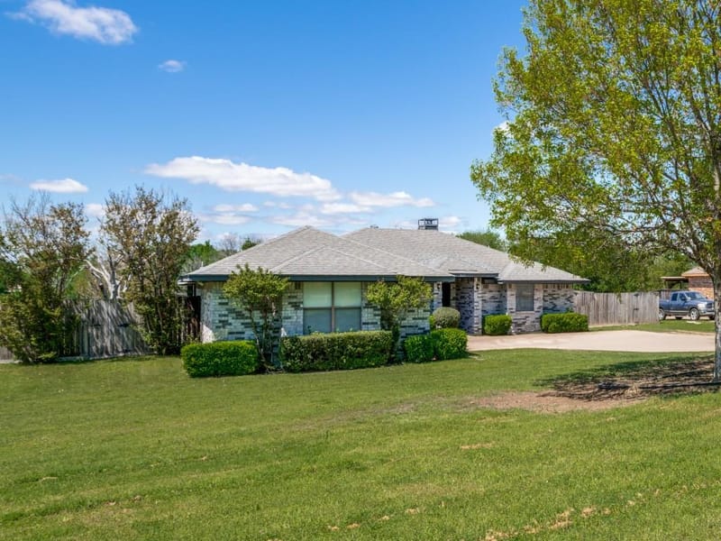 2603 Lake Ridge Road, Glenn Heights TX 75154