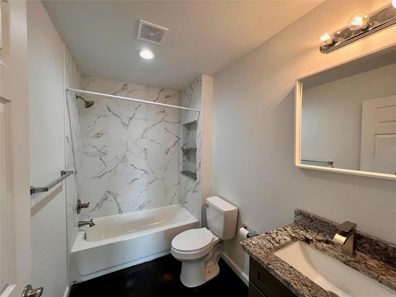 507 Ussery Street, Bowie TX 76230 - Photo 12