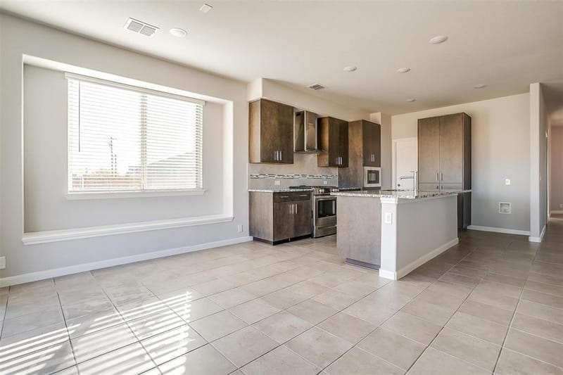 10501 Beacon Ridge Drive, Fort Worth TX 76036 - Photo 11