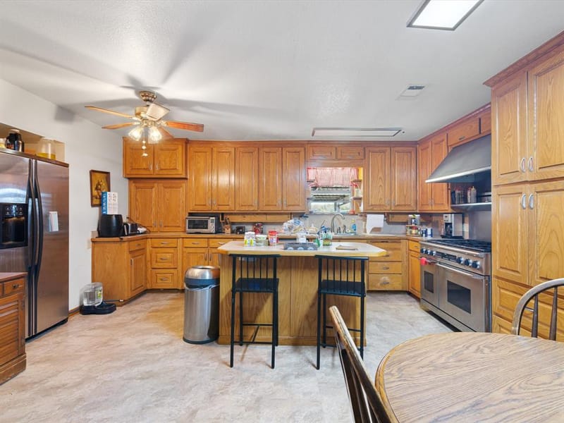 1006 County Road 2475, Alvord TX 76225 - Photo 15