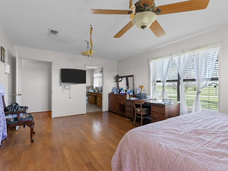 1006 County Road 2475, Alvord TX 76225 - Photo 25