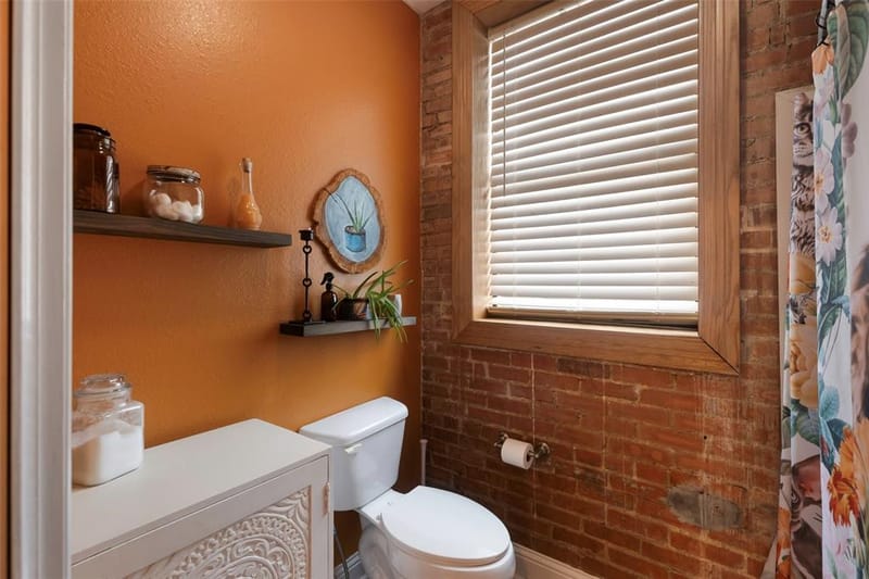 110 W Main Street, Cumby TX 75433 - Photo 20