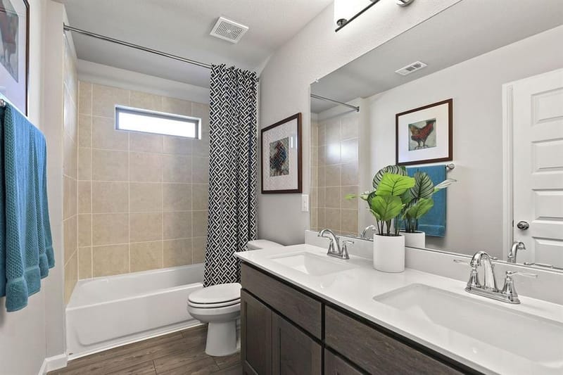 437 Sugarlands Drive, Waxahachie TX 75165 - Photo 2