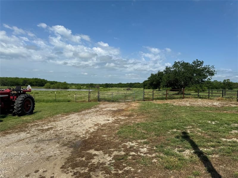1273 Wall Street Road, Gunter TX 75058 - Photo 32