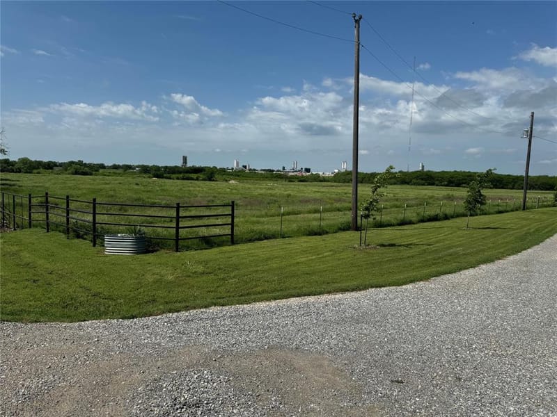 1273 Wall Street Road, Gunter TX 75058 - Photo 31