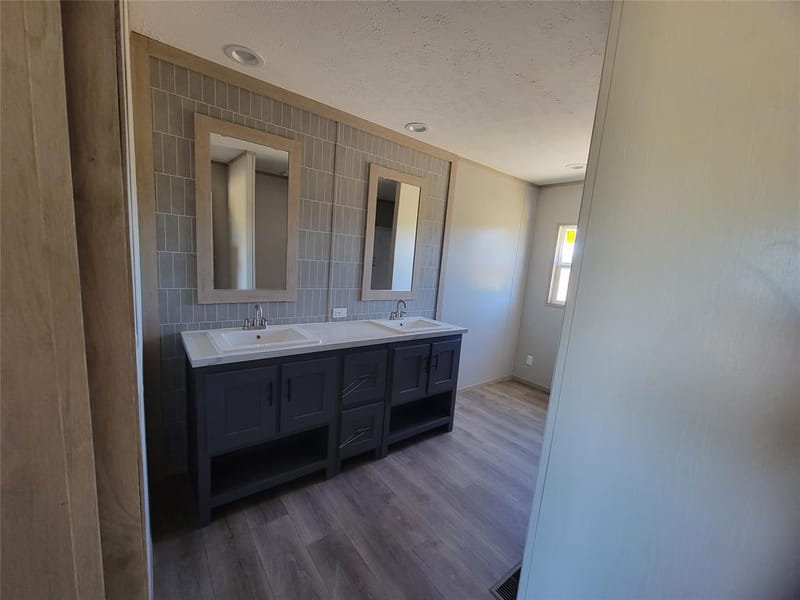 387 Duvall Street, Bonham TX 75418 - Photo 15