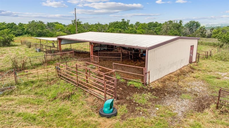2887 County Road 456, Stephenville TX 76401 - Photo 19