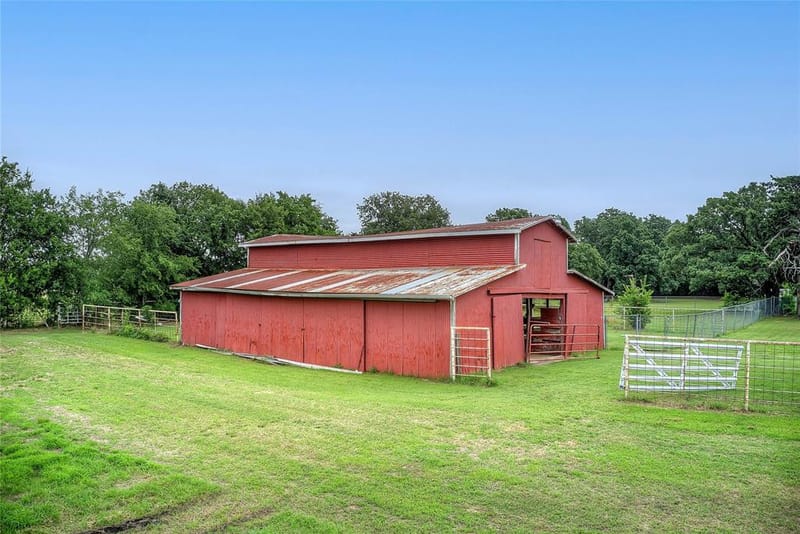 7209 Hackberry Drive, Greenville TX 75402 - Photo 40
