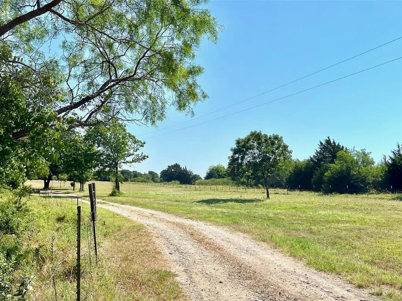 299 Private Road 1452, Chico TX 76431 - Photo 2