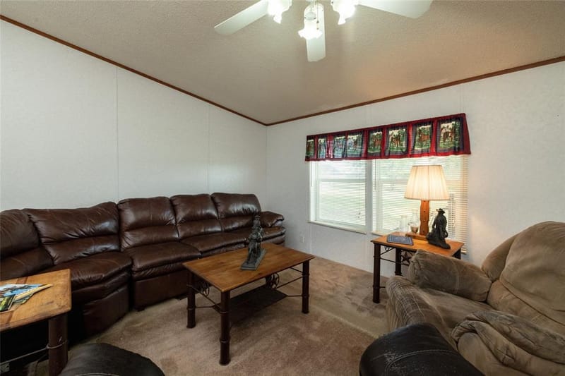 207 Lazy B Lane, Springtown TX 76082 - Photo 12