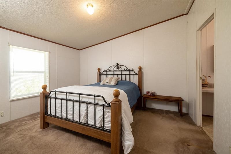 207 Lazy B Lane, Springtown TX 76082 - Photo 24