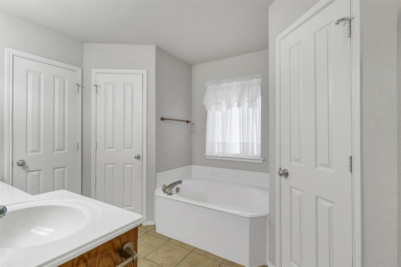 812 Linda Drive, Joshua TX 76058 - Photo 22
