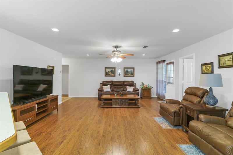812 Linda Drive, Joshua TX 76058 - Photo 11