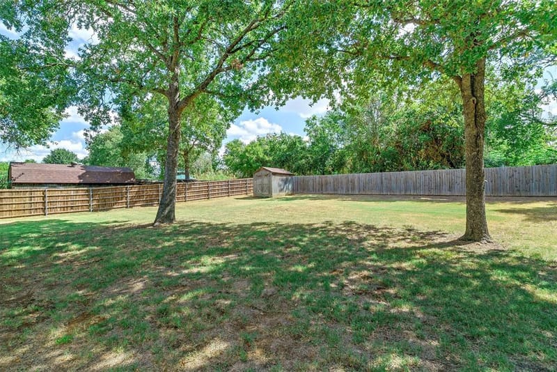 812 Linda Drive, Joshua TX 76058 - Photo 35