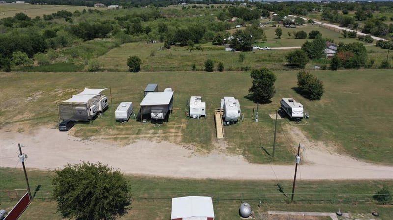 459 Johnson Road, Elm Mott TX 76640 - Photo 6