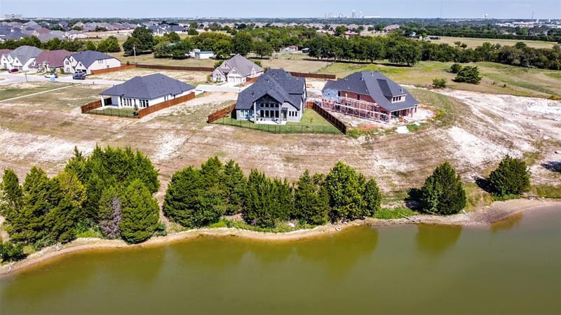 2866 Shane Drive, Midlothian TX 76065 - Photo 8