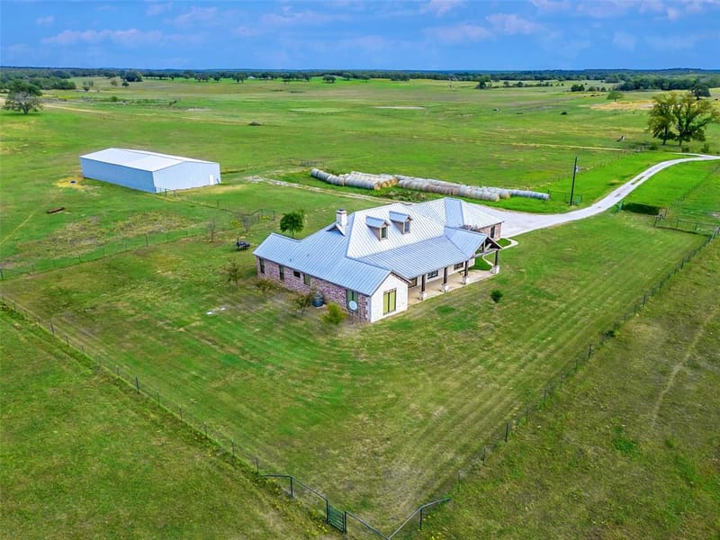 453 Tower Road, Valley View TX 76272 - Photo 10