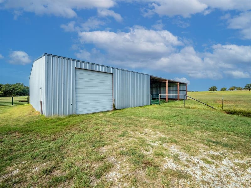 453 Tower Road, Valley View TX 76272 - Photo 31