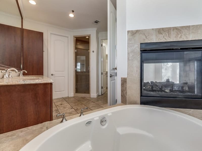 3805 Prescott Avenue, Dallas TX 75219 - Photo 3