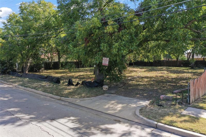 708 E Rogers Street, Arlington TX 76011 - Photo 23