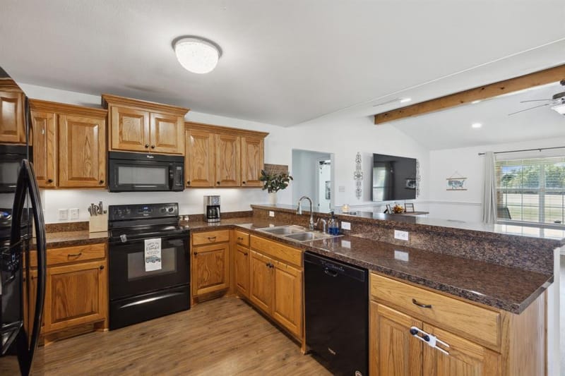2068 W US Highway 69, Emory TX 75440 - Photo 8
