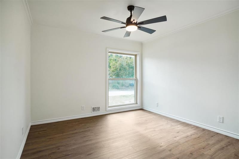 900 Roberts Street, Bowie TX 76230 - Photo 22