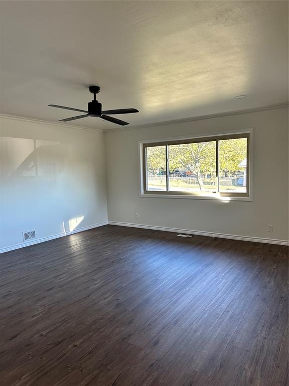 900 Roberts Street, Bowie TX 76230 - Photo 4