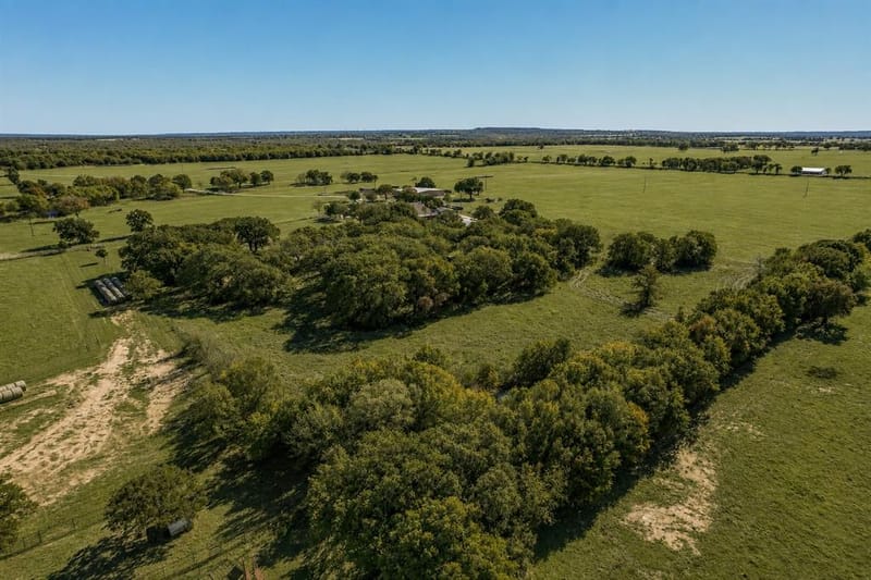 1799 Cottonwood Creek Road, Saint Jo TX 76265 - Photo 36