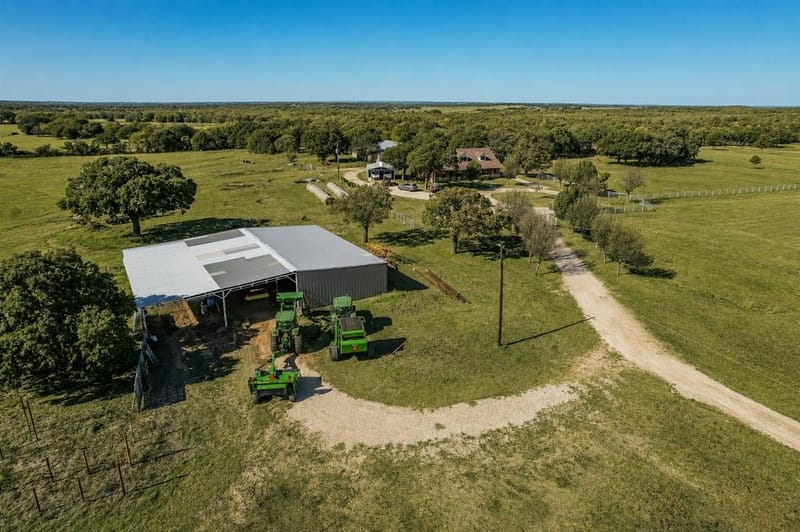 1799 Cottonwood Creek Road, Saint Jo TX 76265 - Photo 34