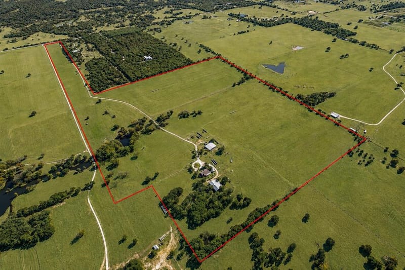 1799 Cottonwood Creek Road, Saint Jo TX 76265 - Photo 31