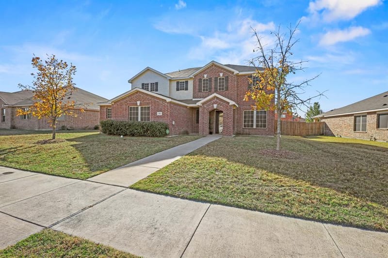 728 Jewelflower Drive, DeSoto TX 75115