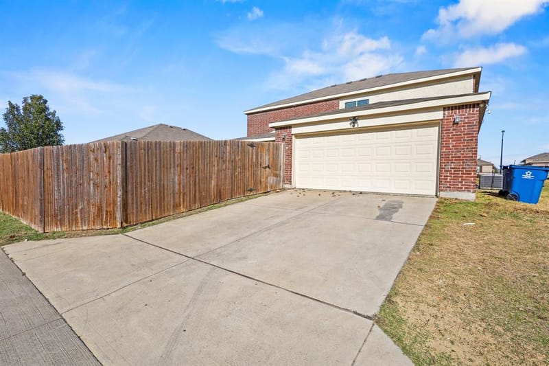 728 Jewelflower Drive, DeSoto TX 75115 - Photo 30