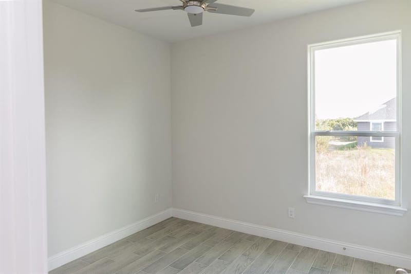 5829 Black Pine Circle, Granbury TX 76048 - Photo 14
