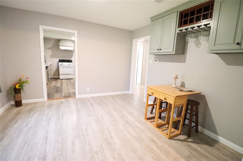 2208 N Sylvania Avenue, Fort Worth TX 76111 - Photo 7
