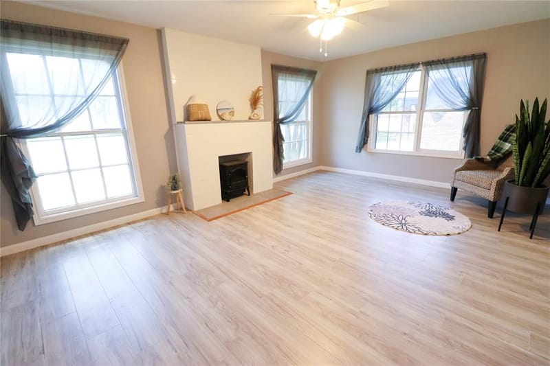 2208 N Sylvania Avenue, Fort Worth TX 76111 - Photo 5