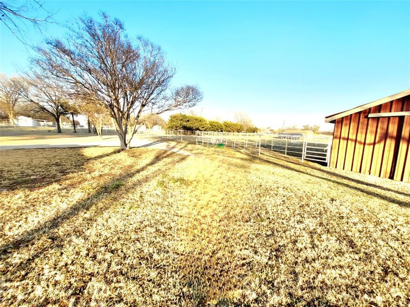 4260 Lasater Road, Balch Springs TX 75181 - Photo 27